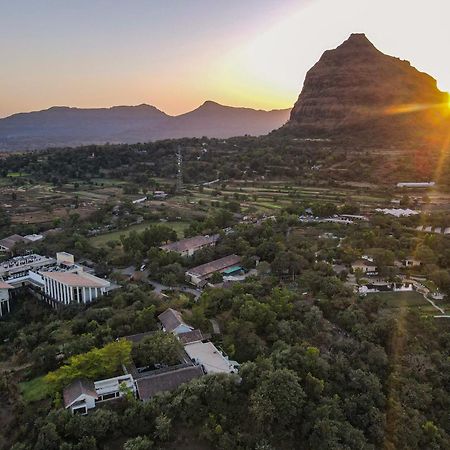 Club Mahindra Tungi, Lonavala Hotel Eksteriør billede