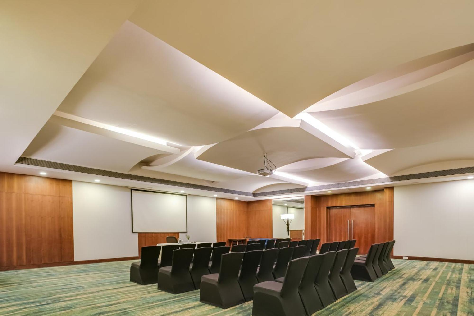 Club Mahindra Tungi, Lonavala Hotel Eksteriør billede