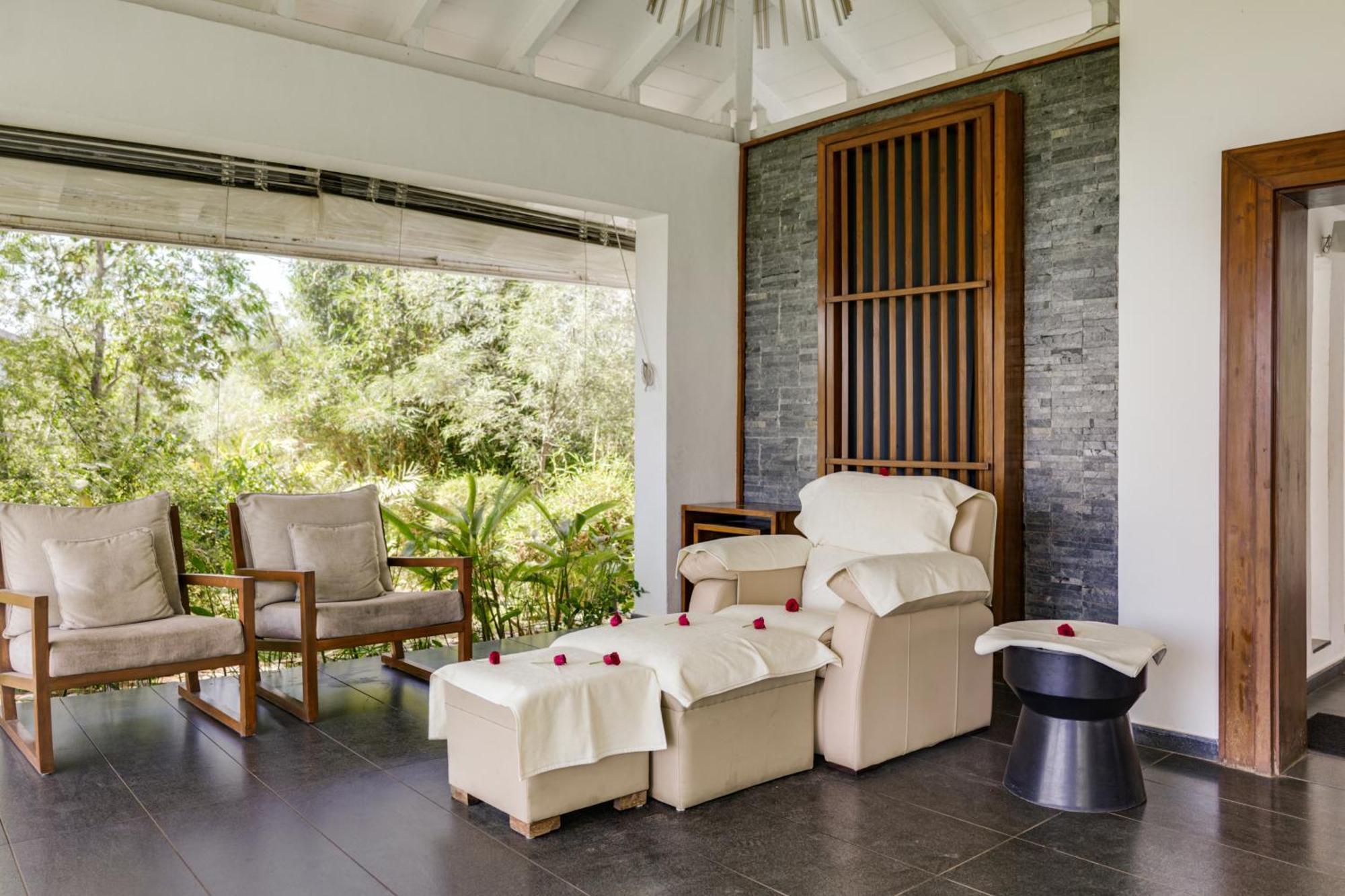 Club Mahindra Tungi, Lonavala Hotel Eksteriør billede